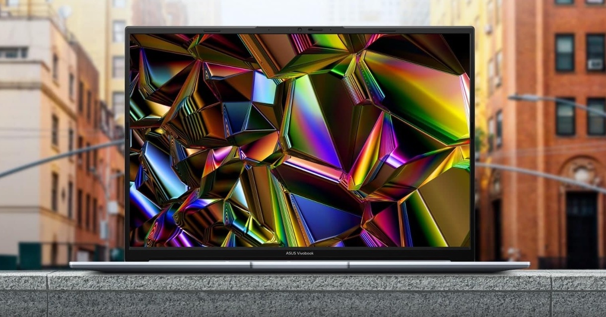 ASUS VivoBook 15 дисплей